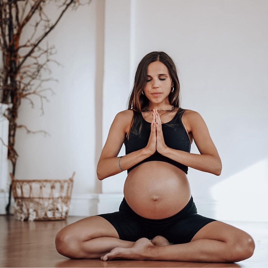 María Hoyos Profesora de Hatha-Vinyasa y Prenatal