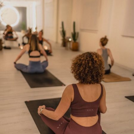 Yoga en Santander: el mejor centro y cómo elegir bien en 2026