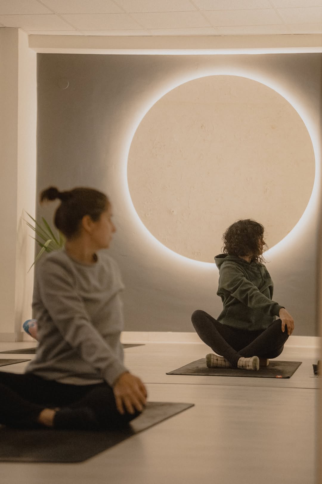 Cómo prepararte para tu primera clase de AstroYoga